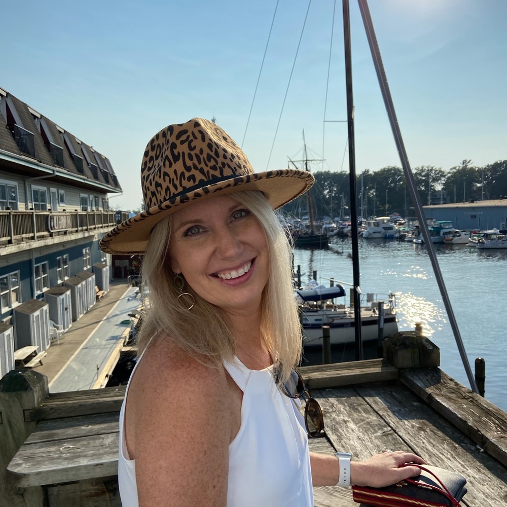 Meet your Posher, Natalie